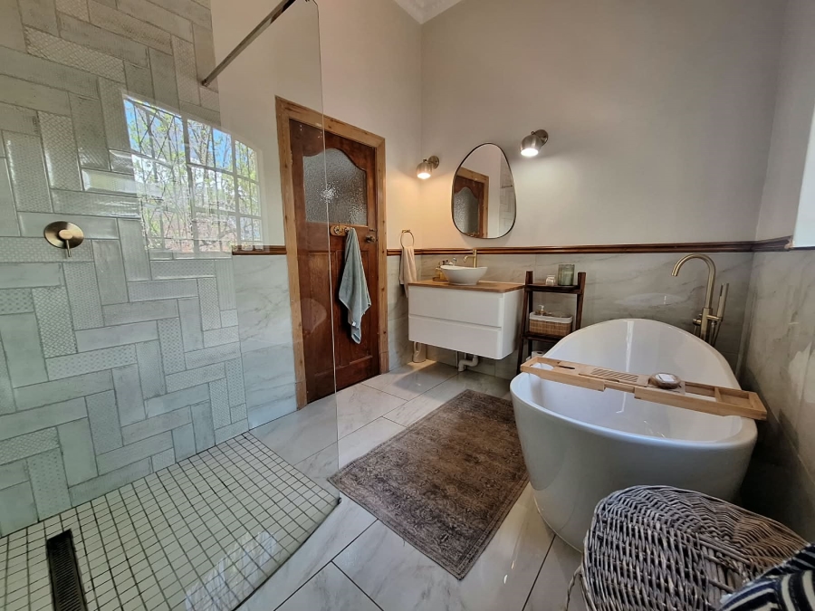 4 Bedroom Property for Sale in Memorial Road Area Northern Cape